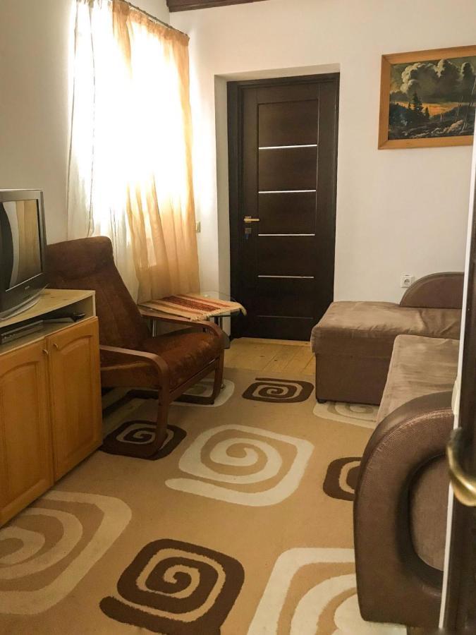 Шале Карпатська Казка Slavske Camera foto